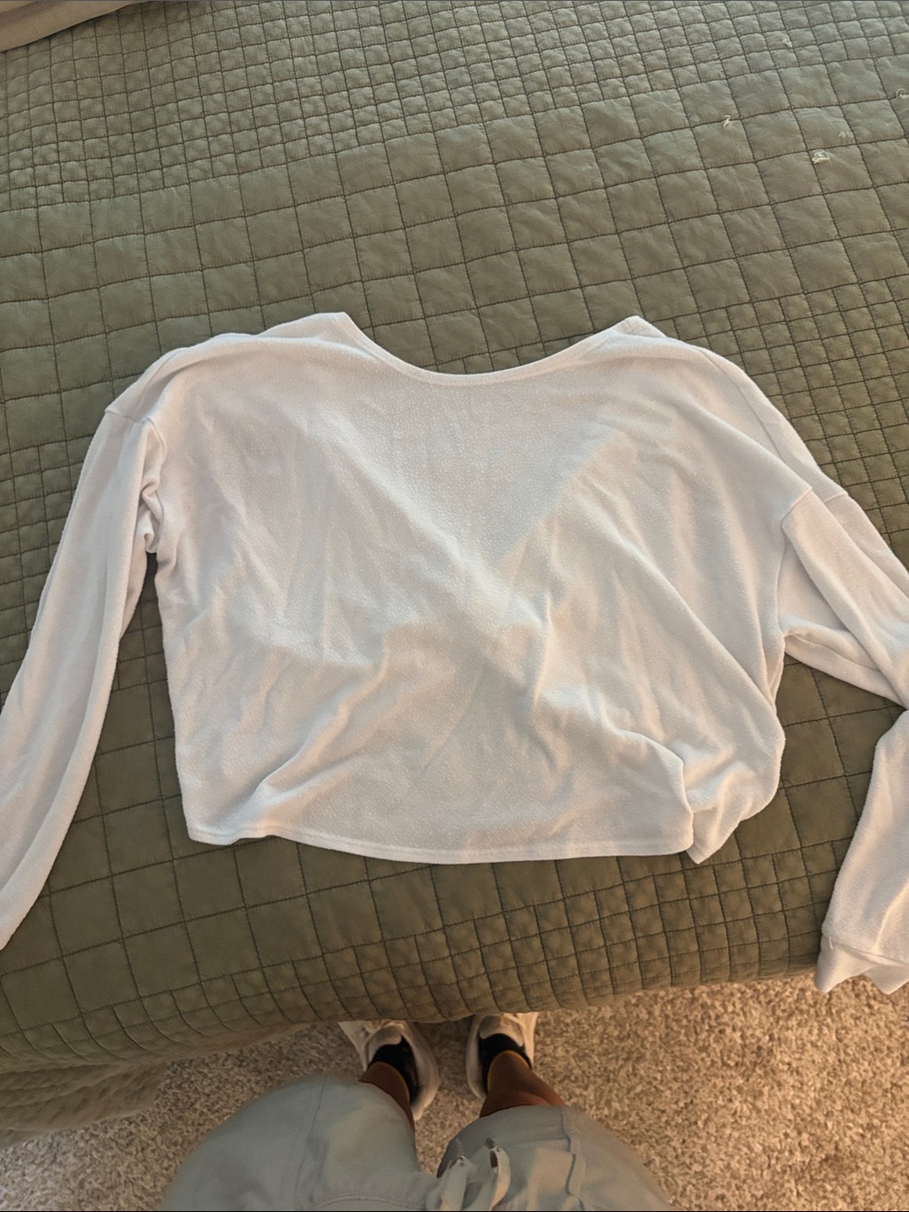 Beyond Yoga Do The Twist Cropped Pullover White S NWT